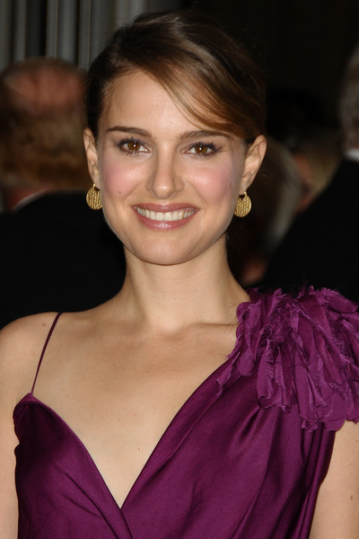 Natalie_Portman_Dior_fashion.jpg (400x600) Natalie_Portman_Dior_fashion.jpg (400x600)