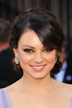 Mila_Kunis (300x450) Mila_Kunis (300x450)