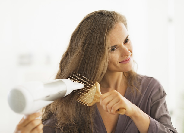 Blow dry shop frizzy hair