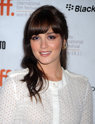 Leighton Meester And Vera Wang Team Up For Cancer Awareness – StyleCaster