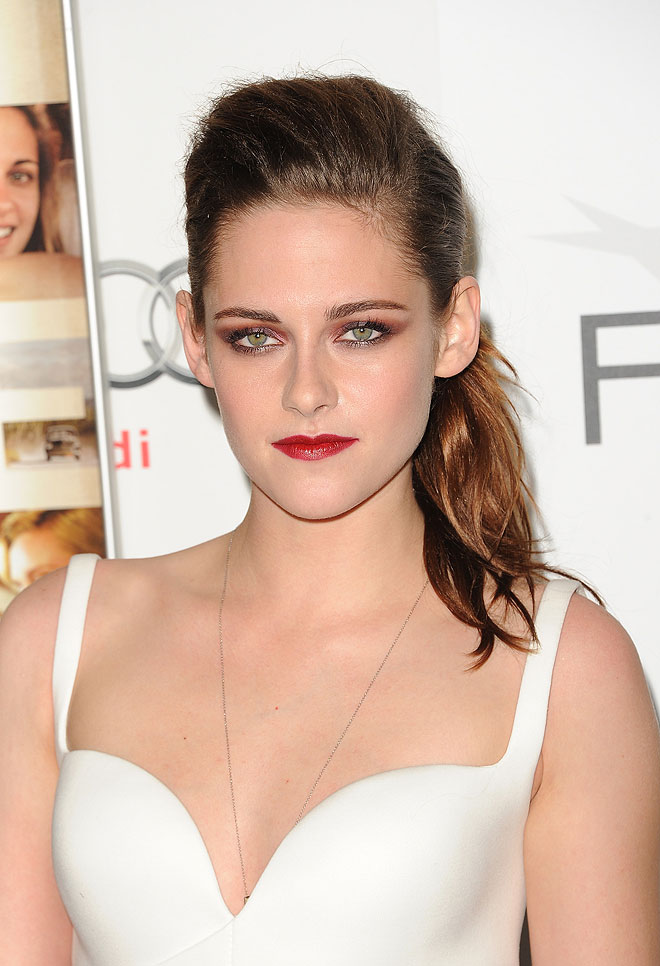 Kristen Stewart's natural curl - Celebrity hair and hairstyles | Glamour UK
