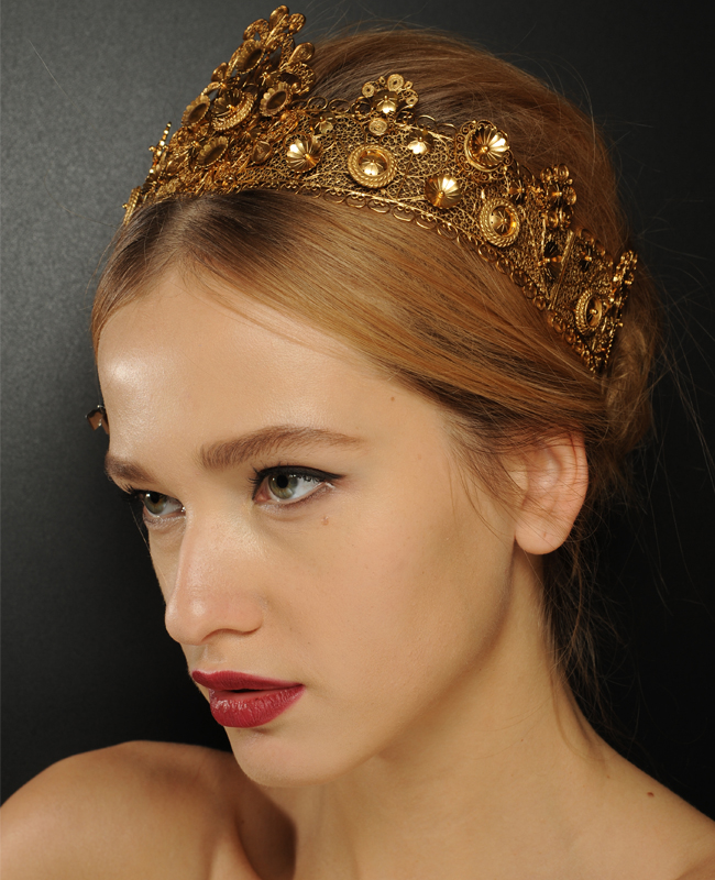 Get The Look: Dolce & Gabbana's Romantic Hair And Makeup