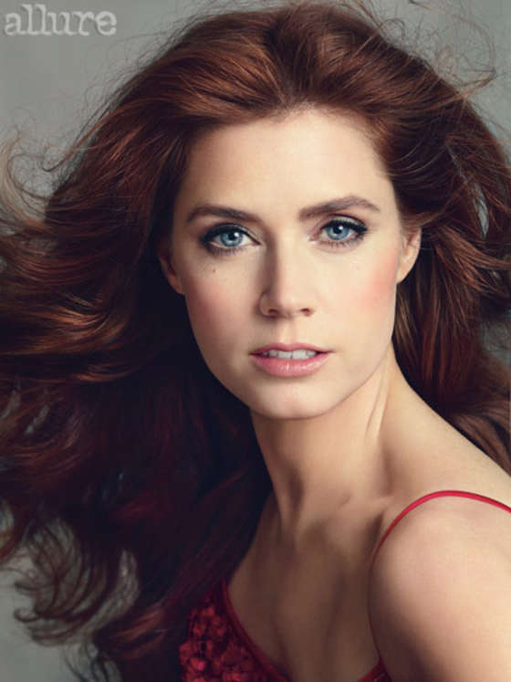 News: Amy Adams Has “No Features Without Makeup”; How To Get TV-Worthy ...