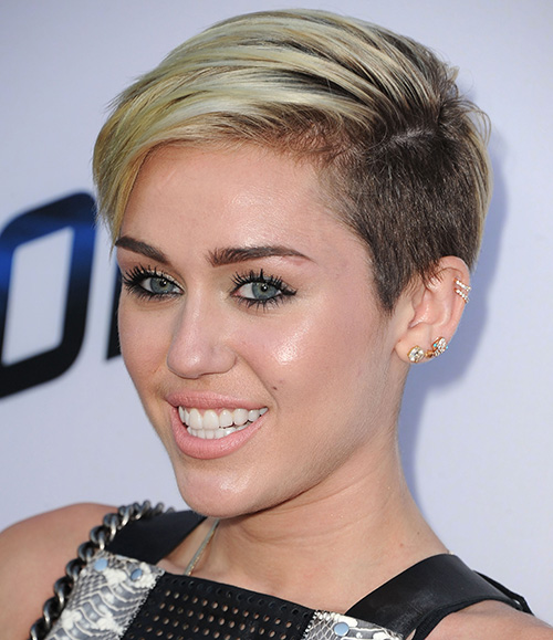 miley cyrus pixie cut