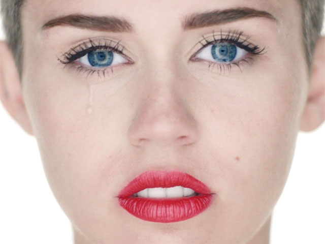 We Can\u0027t Stop\u2026Staring At Miley\u0027s Lipstick