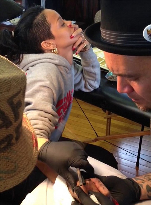 Rihanna S New Tattoo Looks Super Painful Stylecaster