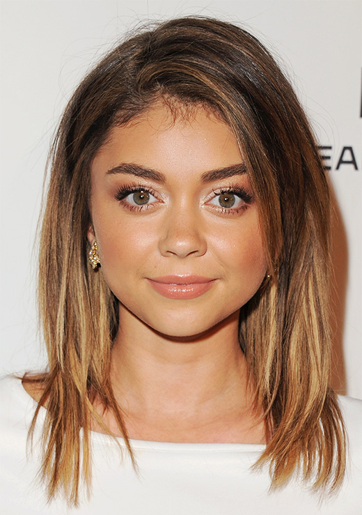 News: Sarah Hyland Rocks Rainbow Tips At Coachella; Guide To Relief 