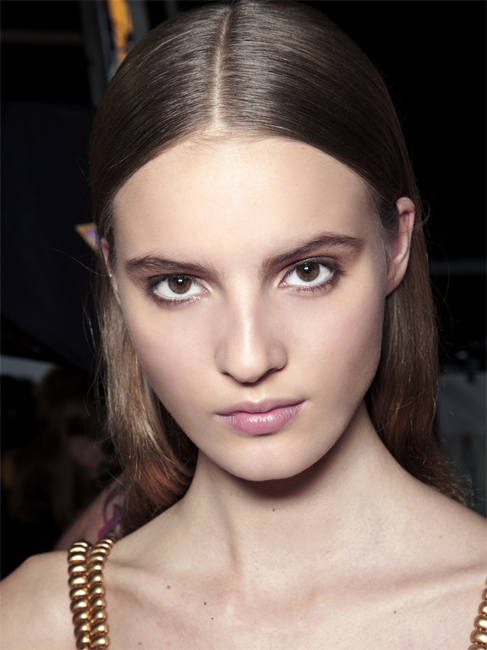 The Best Ways to Combat Summer Breakouts