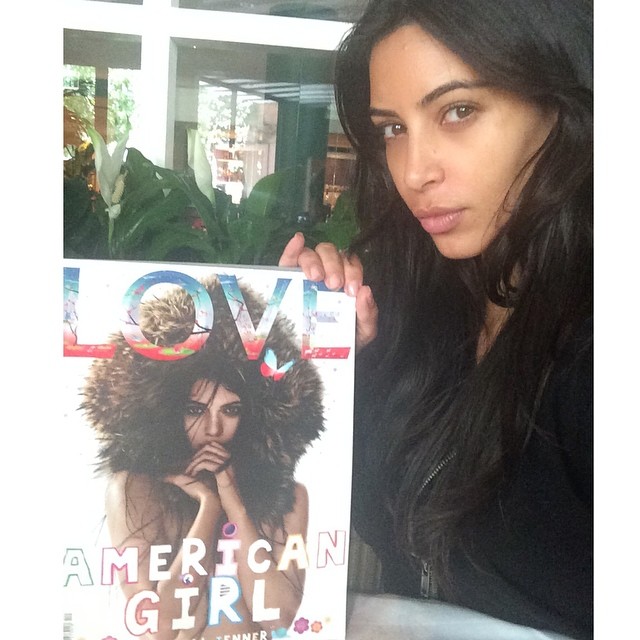 News Kim Kardashian S Surprising Selfie A Combination Hairbrush And Phone Case Stylecaster