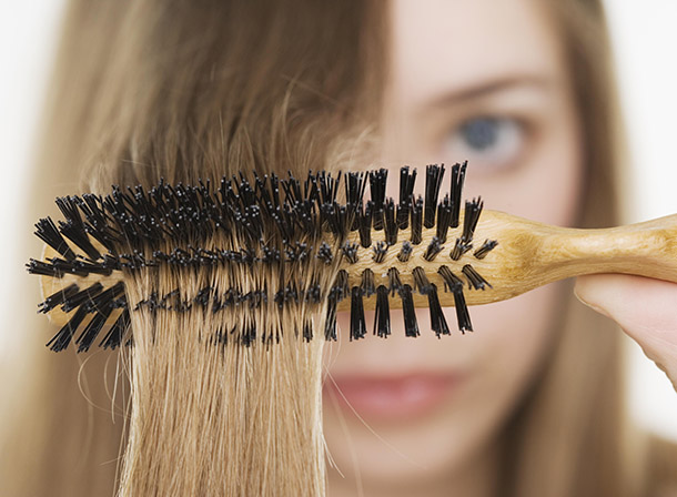 5 Hair Mistakes That Cause Major Breakage | StyleCaster