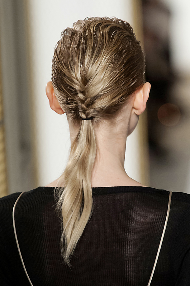 5 Ponytail Hairstyles You Can Wear Anywhere | StyleCaster