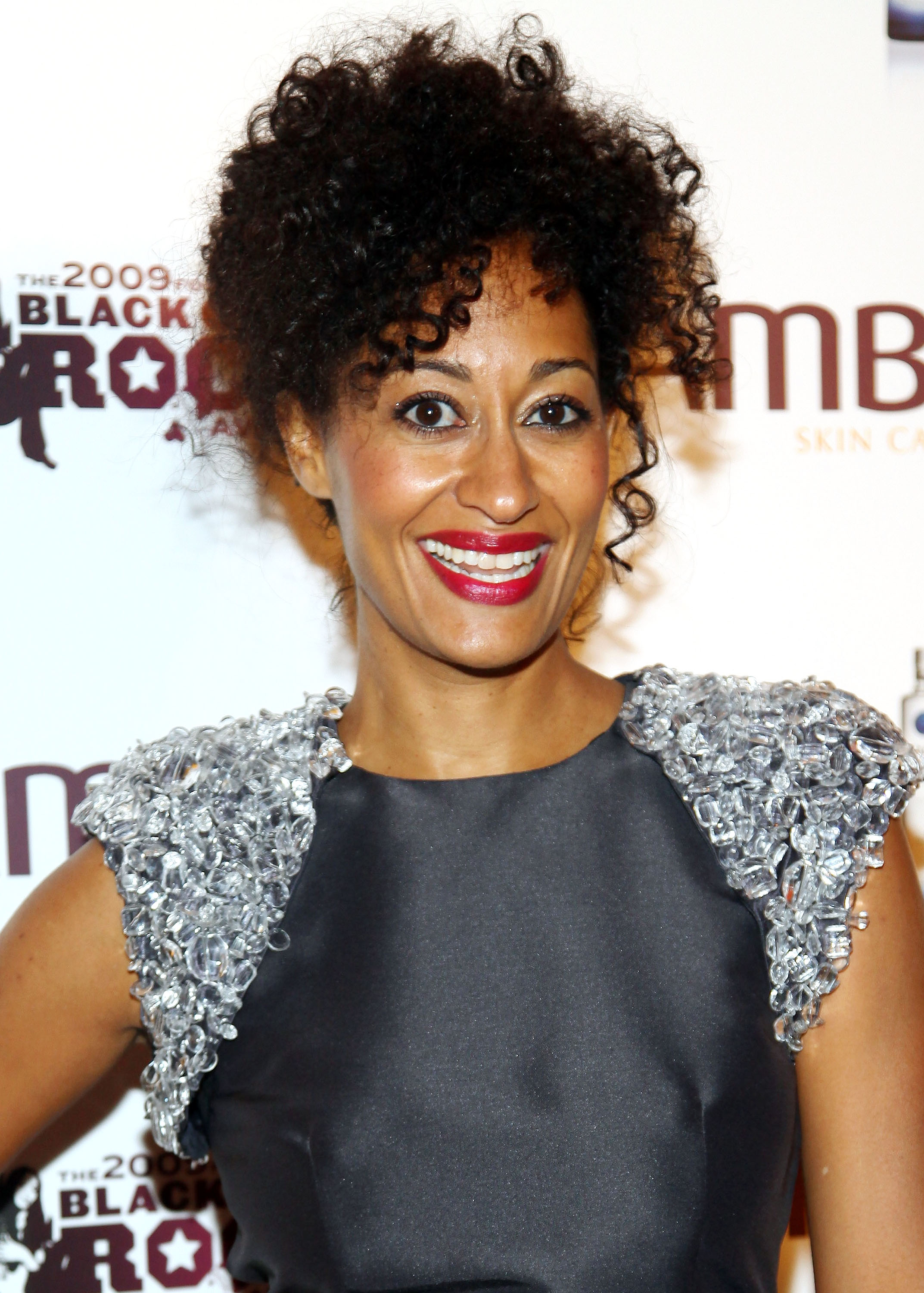 trace ellis ross updo