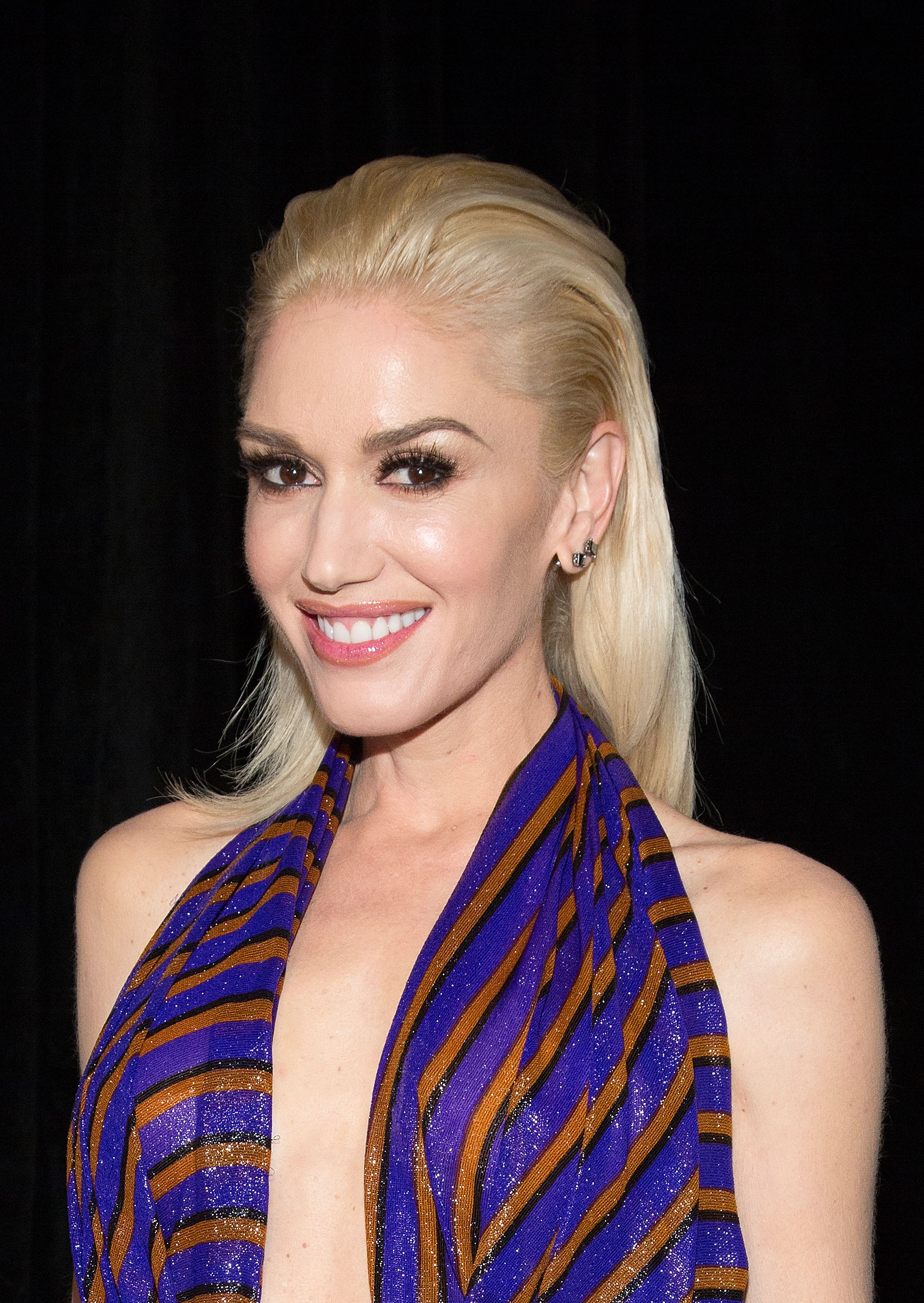 Gwen Stefani Age, Weight and Age CharmCelebrity