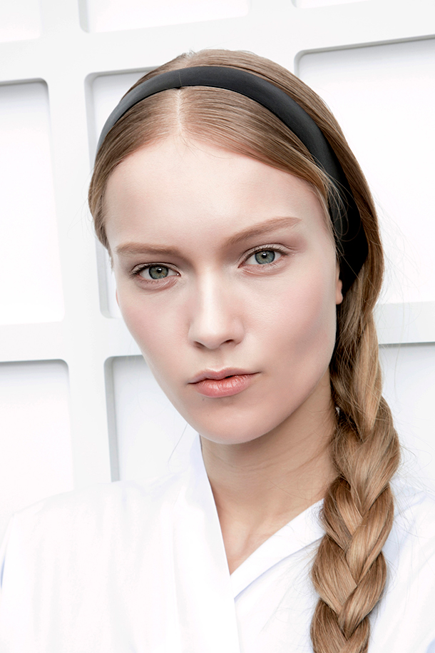 Quick Holiday Hairstyles Anyone Can Do braid Quick Holiday Hairstyles Anyone Can Do