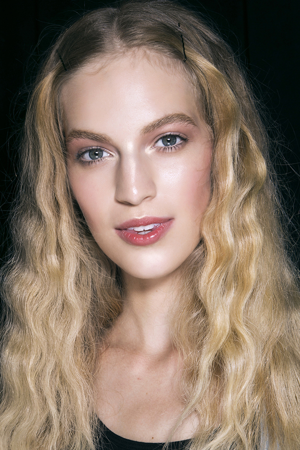 How to Use Volumizing Products For Thick, Curly Hair | StyleCaster
